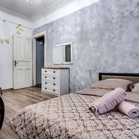 Apartment Near Circus Lemberg Exterior foto